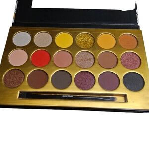 Beyond Eye Shadow Palette